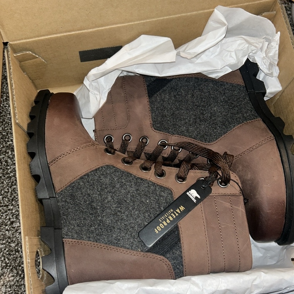 Sorel wedge boots